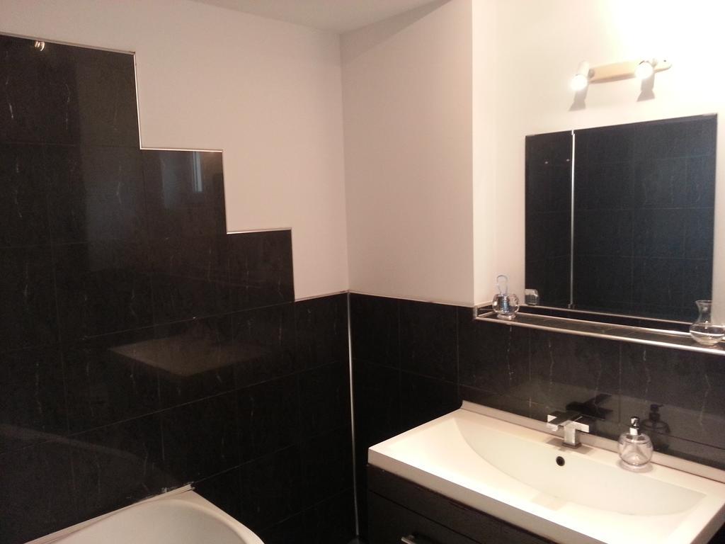 Apartment 3 Rooms Elegant 부쿠레슈티 외부 사진