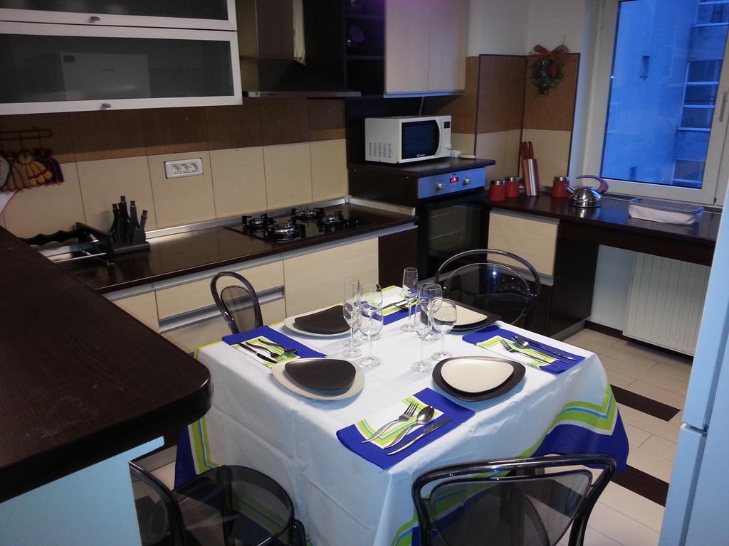 Apartment 3 Rooms Elegant 부쿠레슈티 외부 사진